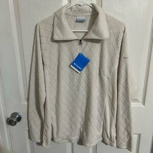 NWT Columbia Women’s Diamond Quilt Glacial III Cream Fleece Pullover